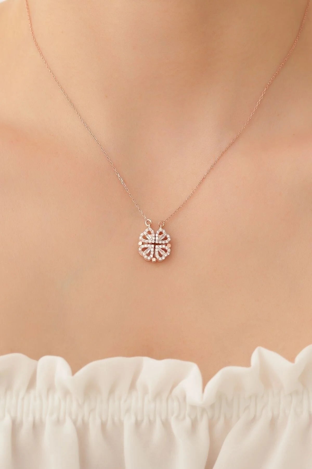 Zircon Hearts Clover Magnetic Necklace