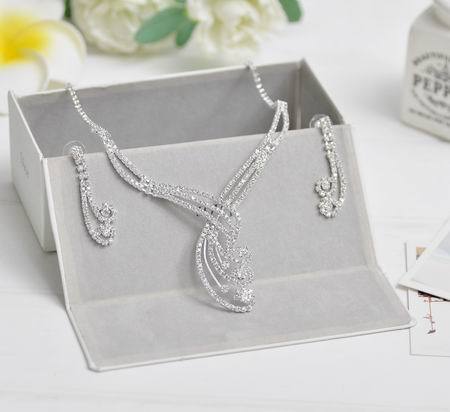 Crystal stone women’s jewelry set