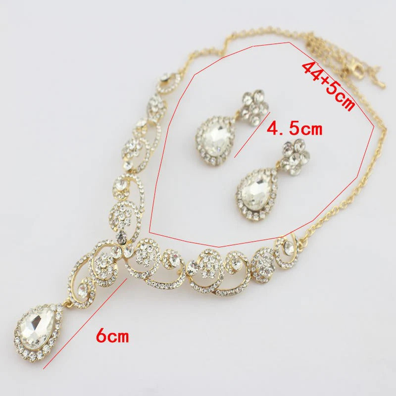 Diamond Gold Ladies Jewelry Set
