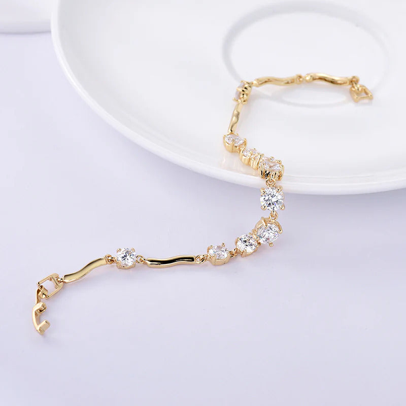 Elegant Bracelet with Zircon Stones