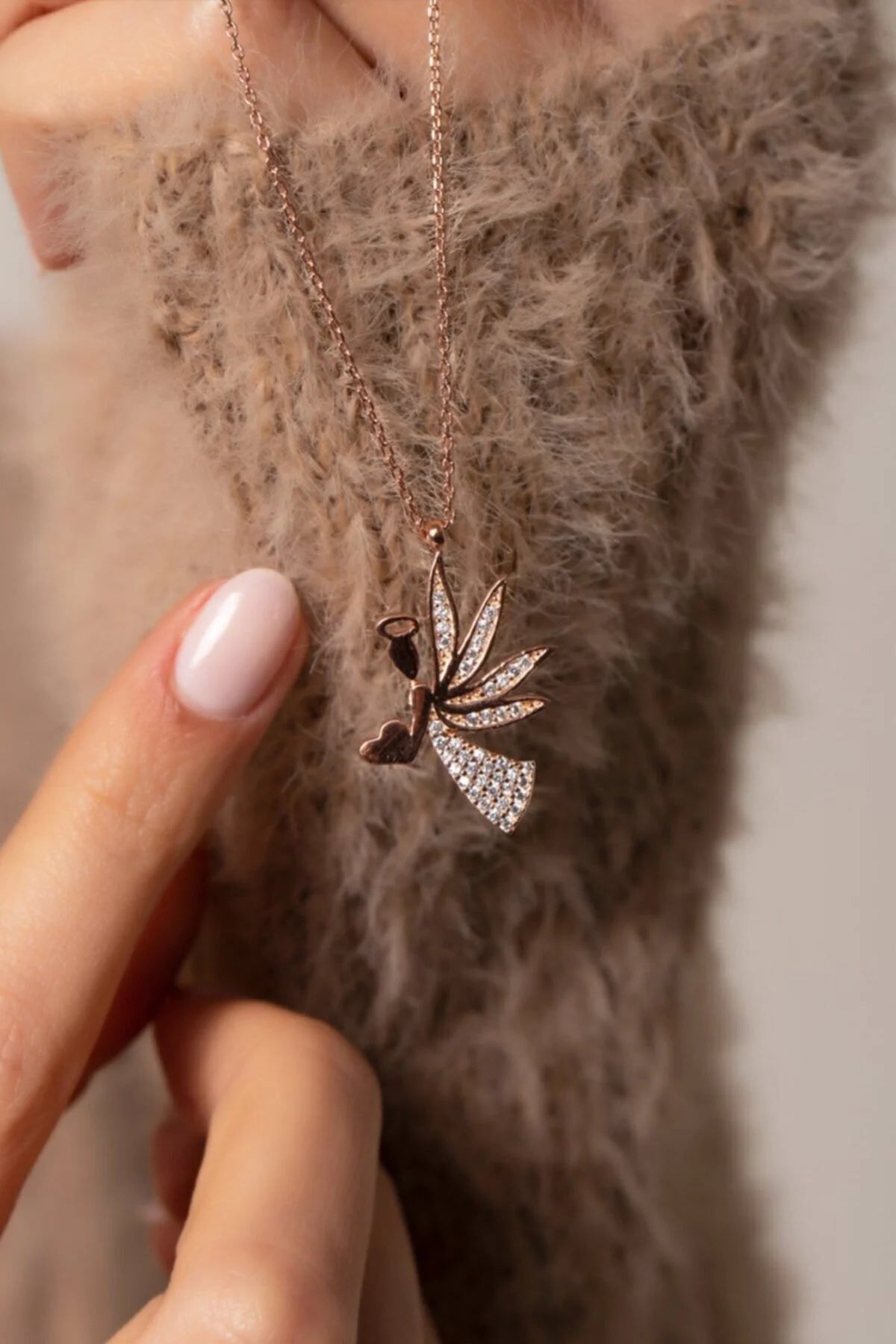 Heart-Holding Angel 925 Sterling Silver Rosegold Necklace