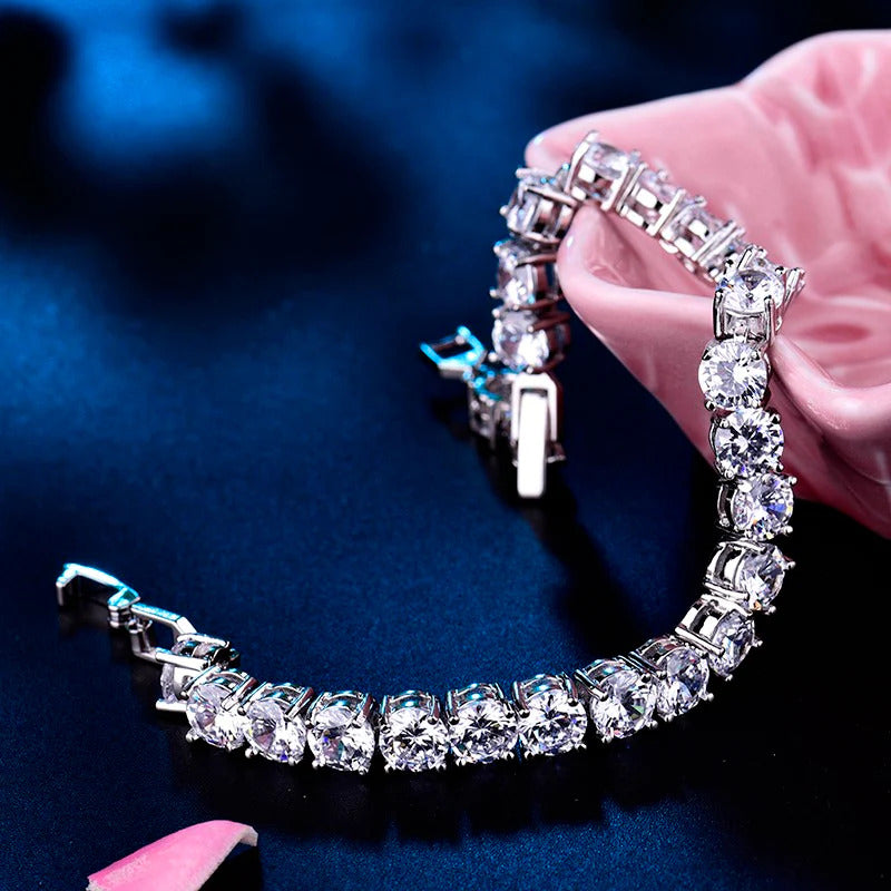 Elegant Bracelet with White Gold Cubic Zircon Stones