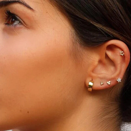 Dainty Star Stud Earrings