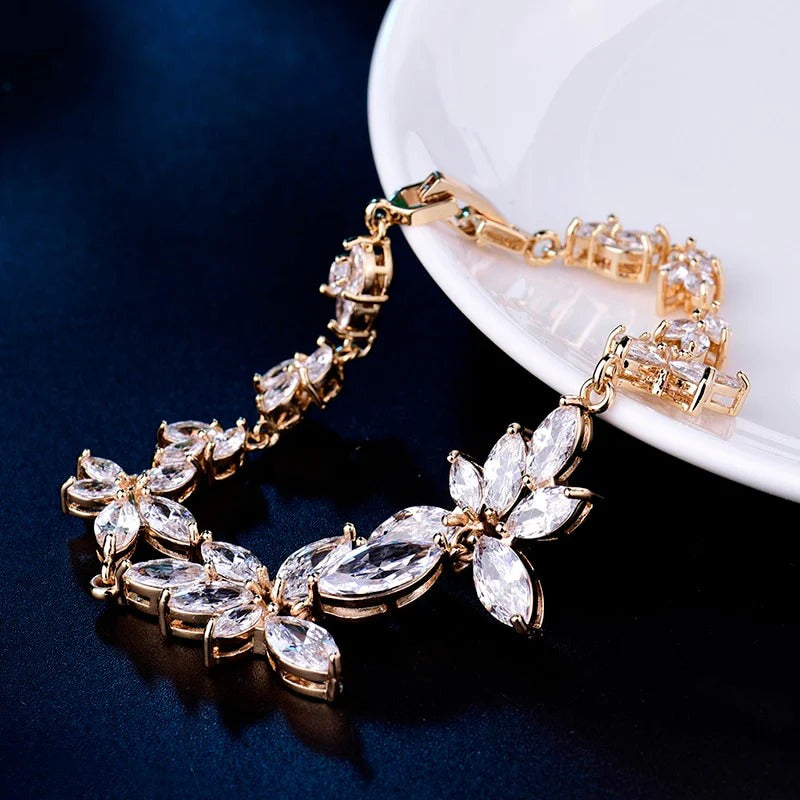 Elegant Crystal Flower Bracelet