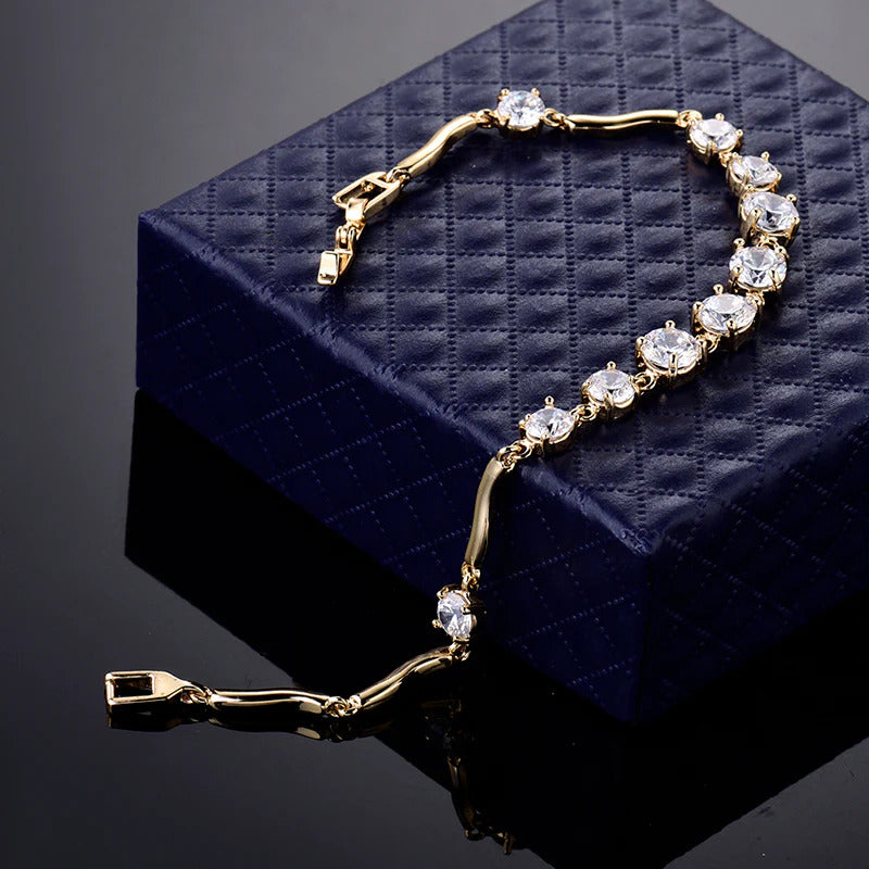 Elegant Bracelet with Zircon Stones