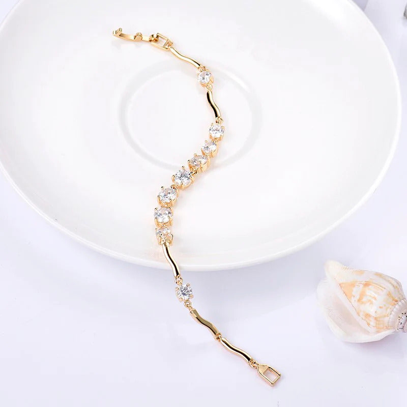 Elegant Bracelet with Zircon Stones