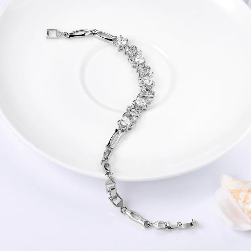 Elegant White Gold Zircon Bracelet