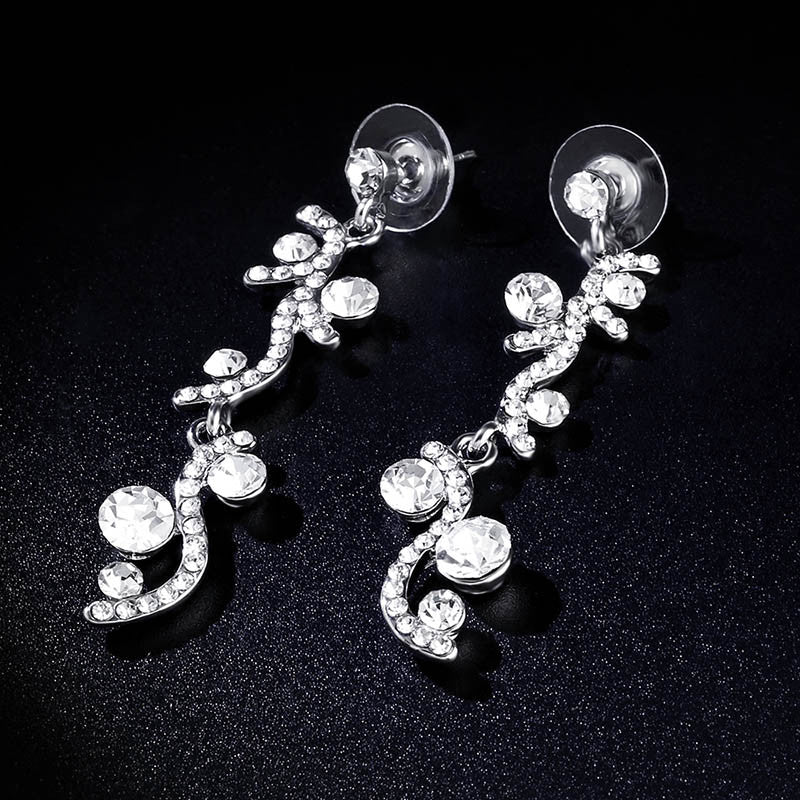 Romantic cubic zirconia silver necklace earrings set