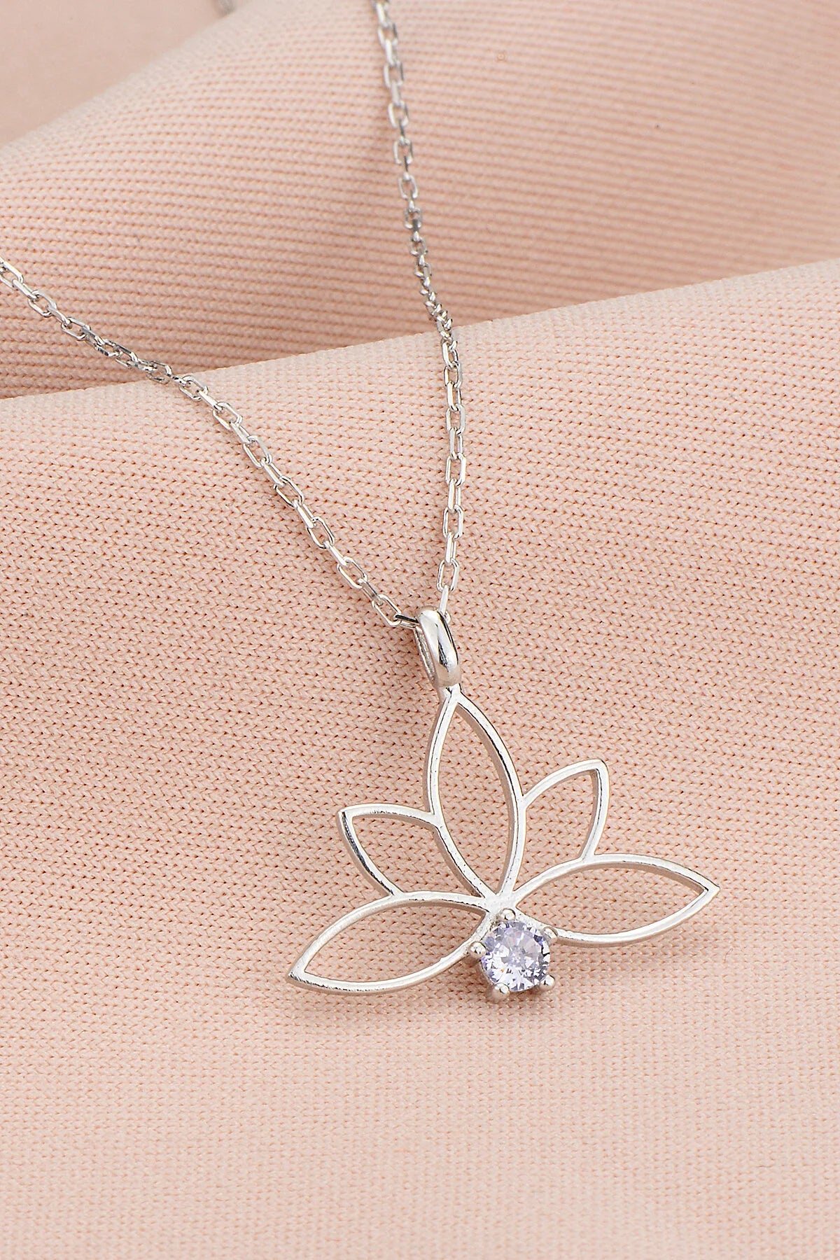 925 Sterling Silver Chain Lilac Lotus Necklace