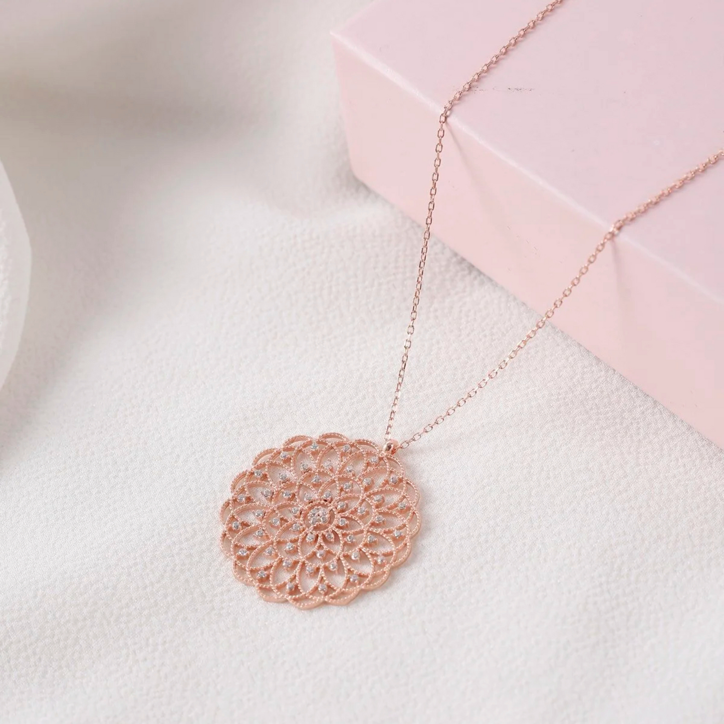 925 Sterling Silver Chain Life Flower Necklace