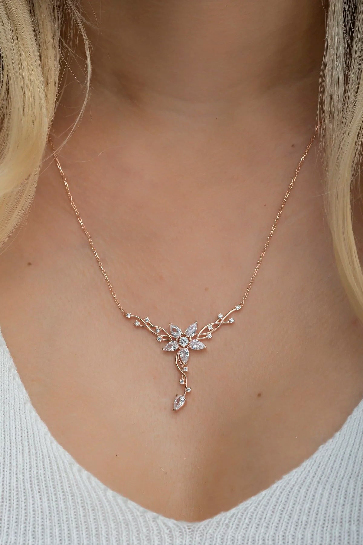 925 Sterling Silver Rosegold Ivy Star Detailed Necklace