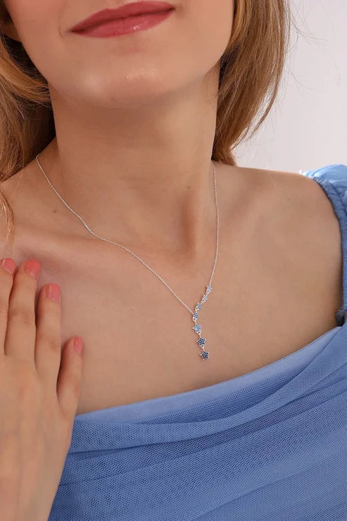 Necklaces – Fashionable Pendants &amp; Statement Chains for Women