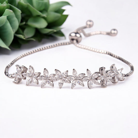 White Gold Platinum Sparkling Crystal Flower Design Bracelet - Denoss