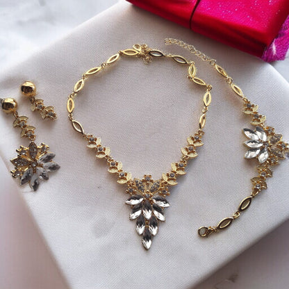 18K Gold Romantic Design Crystal Lady Jewelry Set