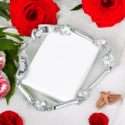 Elegant ladies bracelet with white gold zircon stones - Denoss