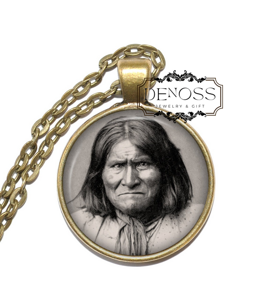GERONIMO Necklace,Apache,Bedonkohe,Chiricahua,Medicine Man,Indian,Native American,Leader,Chief,Art Pendant Necklace