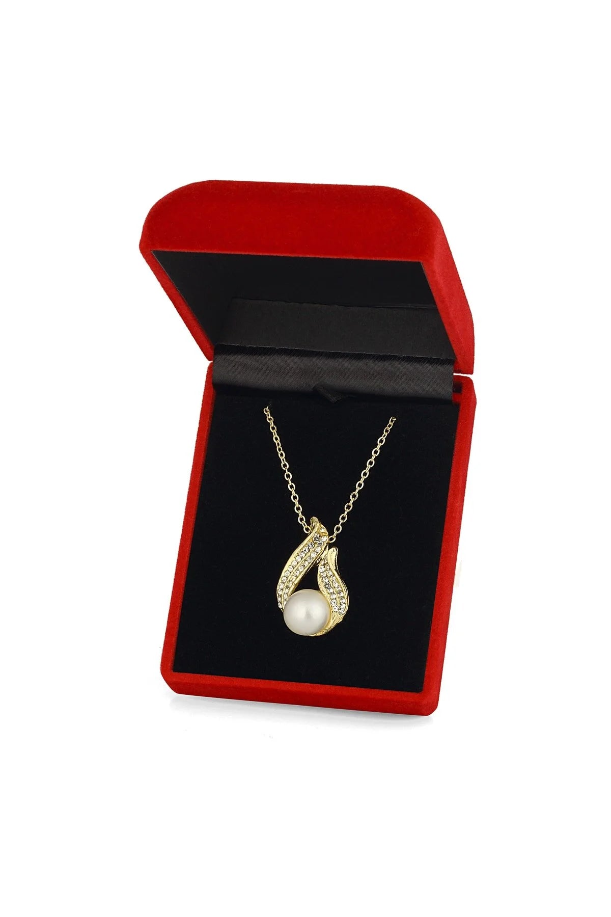 Dainty Gold Pearl Necklace
