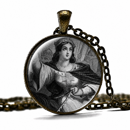 ELEANOR OF AQUITAINE Necklace,Queen, Powerful,France,England,Richard the Lionheart, John of England Strong Women,Glass Pendant Necklace