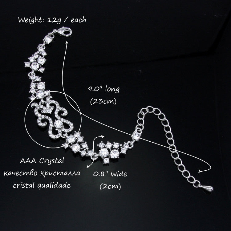 Elegant silver women’s bracelet with crystal motifs