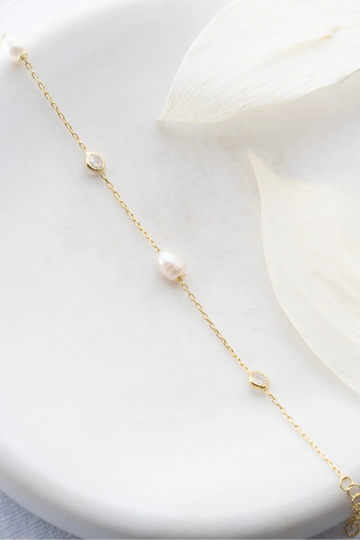 925 Sterling Silver Gold White Baroque Pearl 3-Piece Solitaire Design Bracelet
