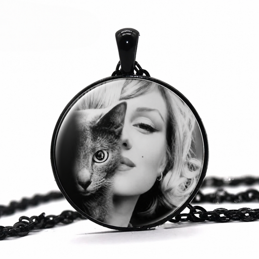 MARILYN MONROE Necklace,Icon,Golden Age,Actress Model,Singer,Art Pendant Necklace, Glass Pendant Necklace - Denoss