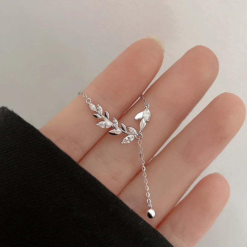 Zircon Clavicle Chain Silver Necklace for Women