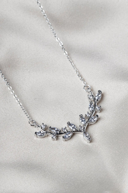Women's Ivy Elegant Silver Necklace