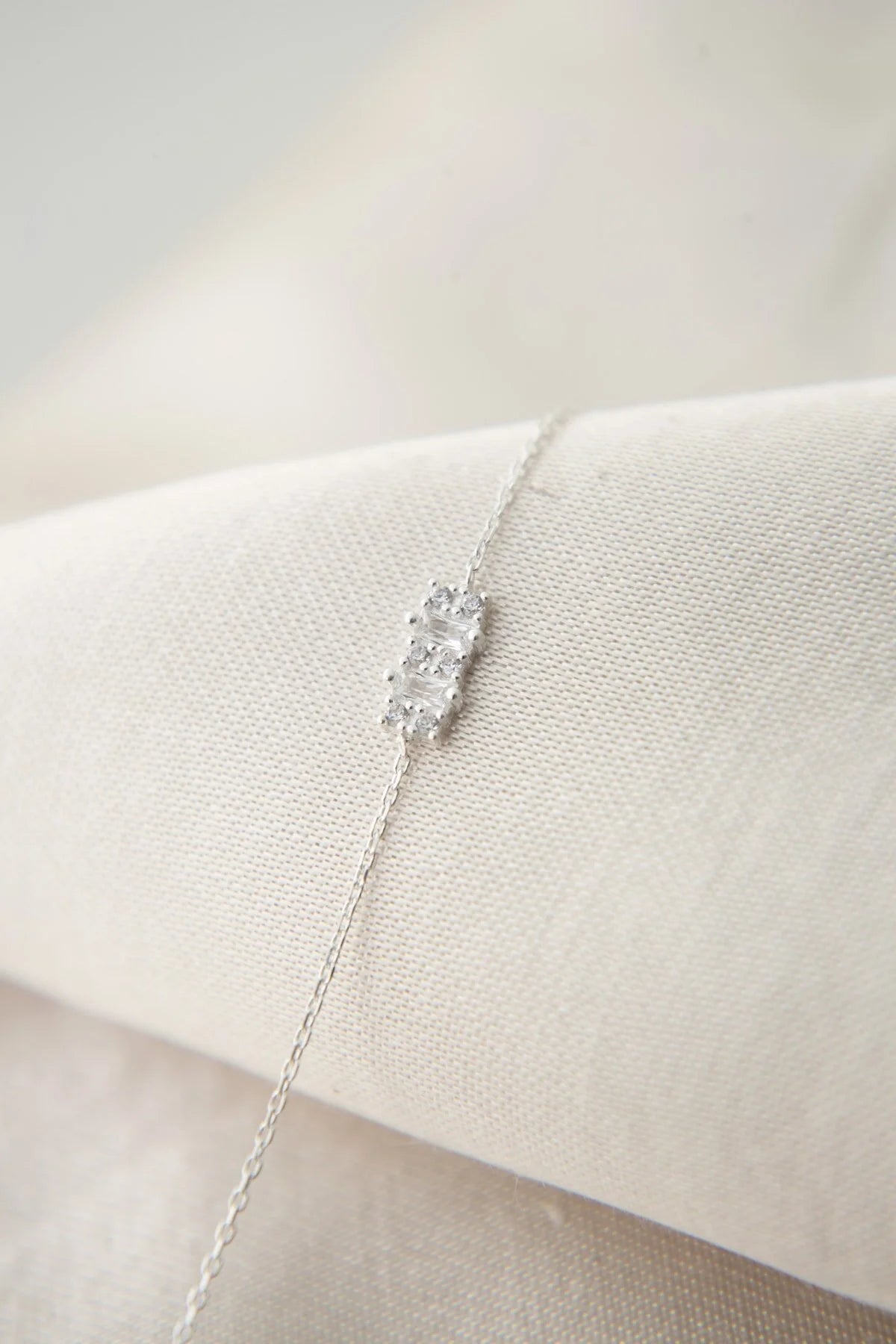 Women's 925 Sterling Silver Stones Bracelet