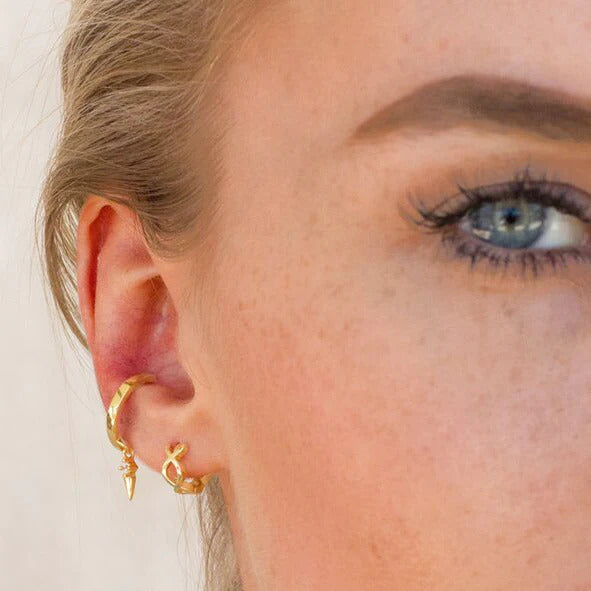 Dainty 1 Piece Triangle Spike CZ Charm Huggie Hoop Earring