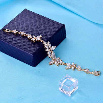 Elegant Crystal Flower Bracelet