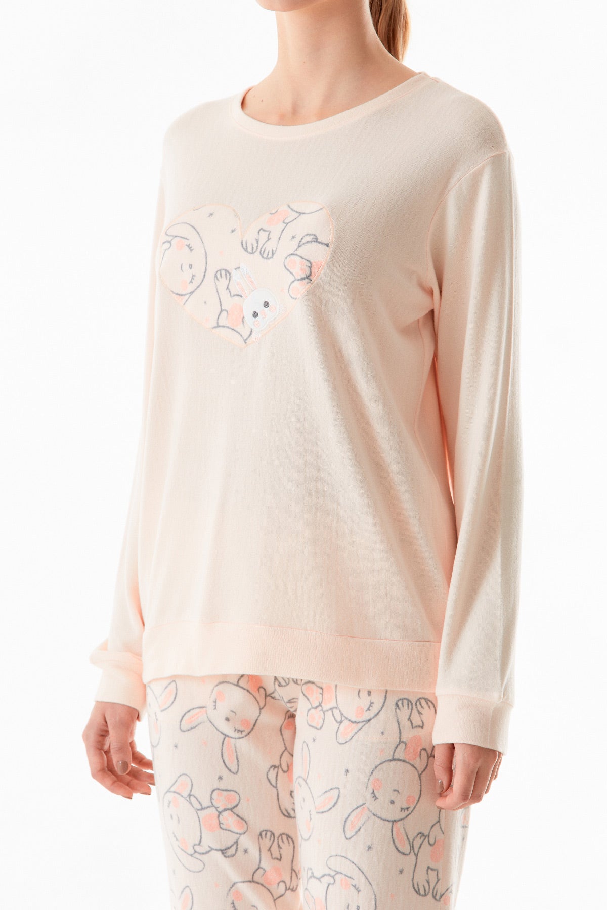 Rabbit Embroidered Crew Neck Pajama Set - Denoss