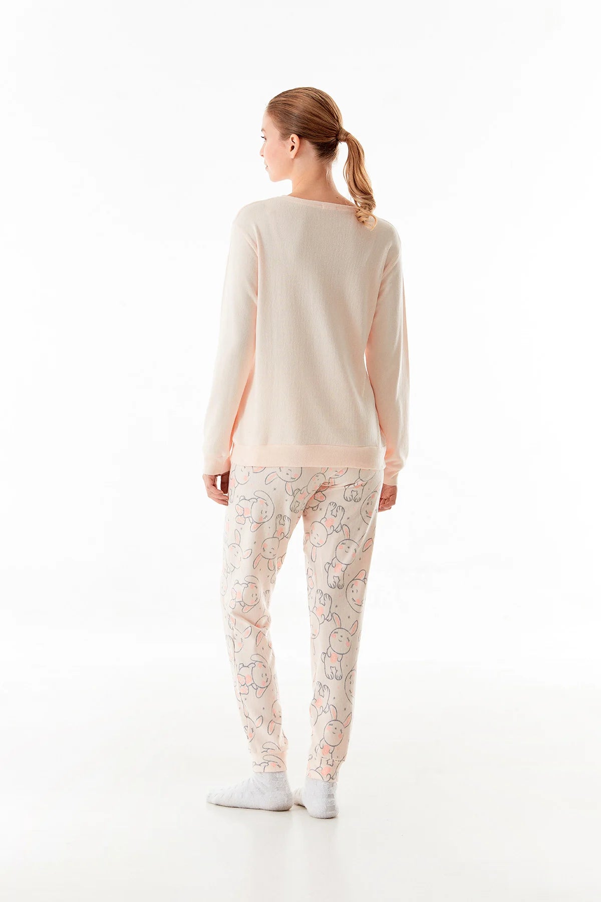 Rabbit Embroidered Crew Neck Pajama Set - Denoss