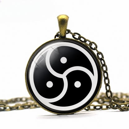BDSM Emblem Symbol Triskelion Bondage Submissive Dominant Necklace,BDSM Triskele