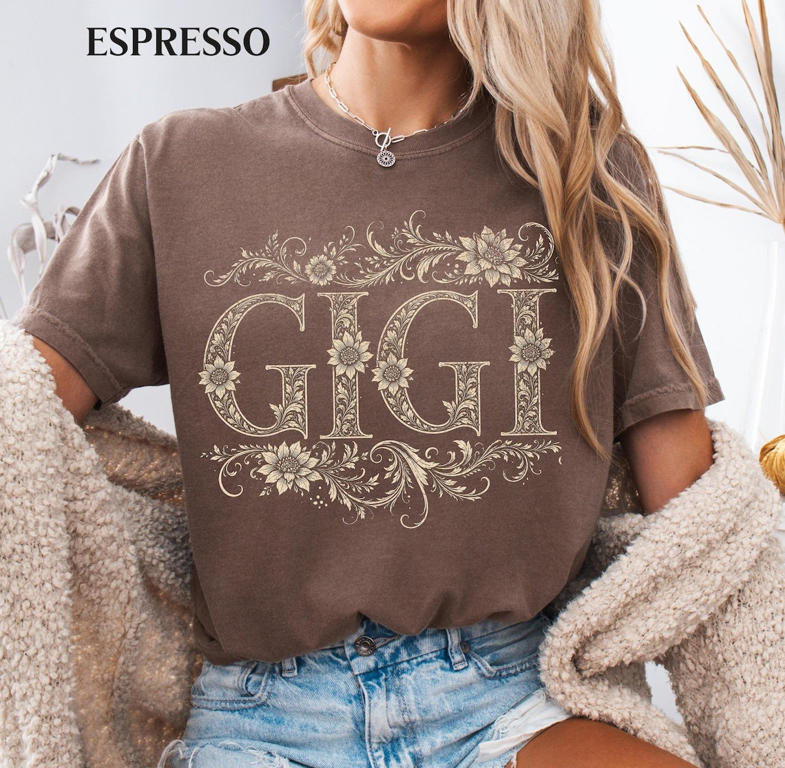 Comfort Colors Gigi Shirt, Floral Grandma T-Shirt, Gigi Gift For Grandma, Botanical Grandma Tee, Mother's Day Gift, Grandma Birthday Shirt