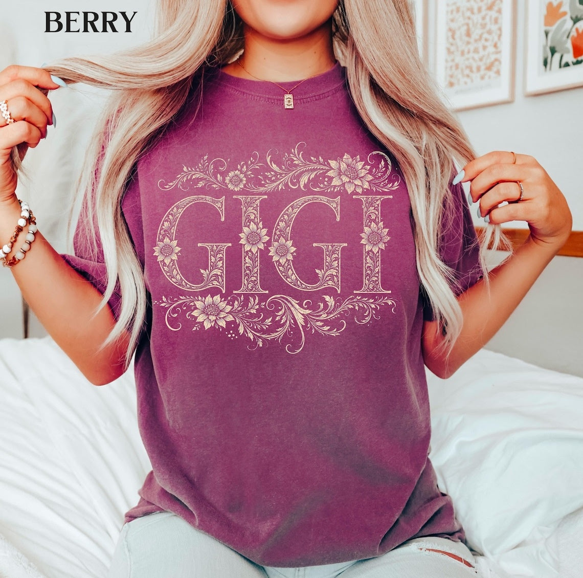 Comfort Colors Gigi Shirt, Floral Grandma T-Shirt, Gigi Gift For Grandma, Botanical Grandma Tee, Mother's Day Gift, Grandma Birthday Shirt