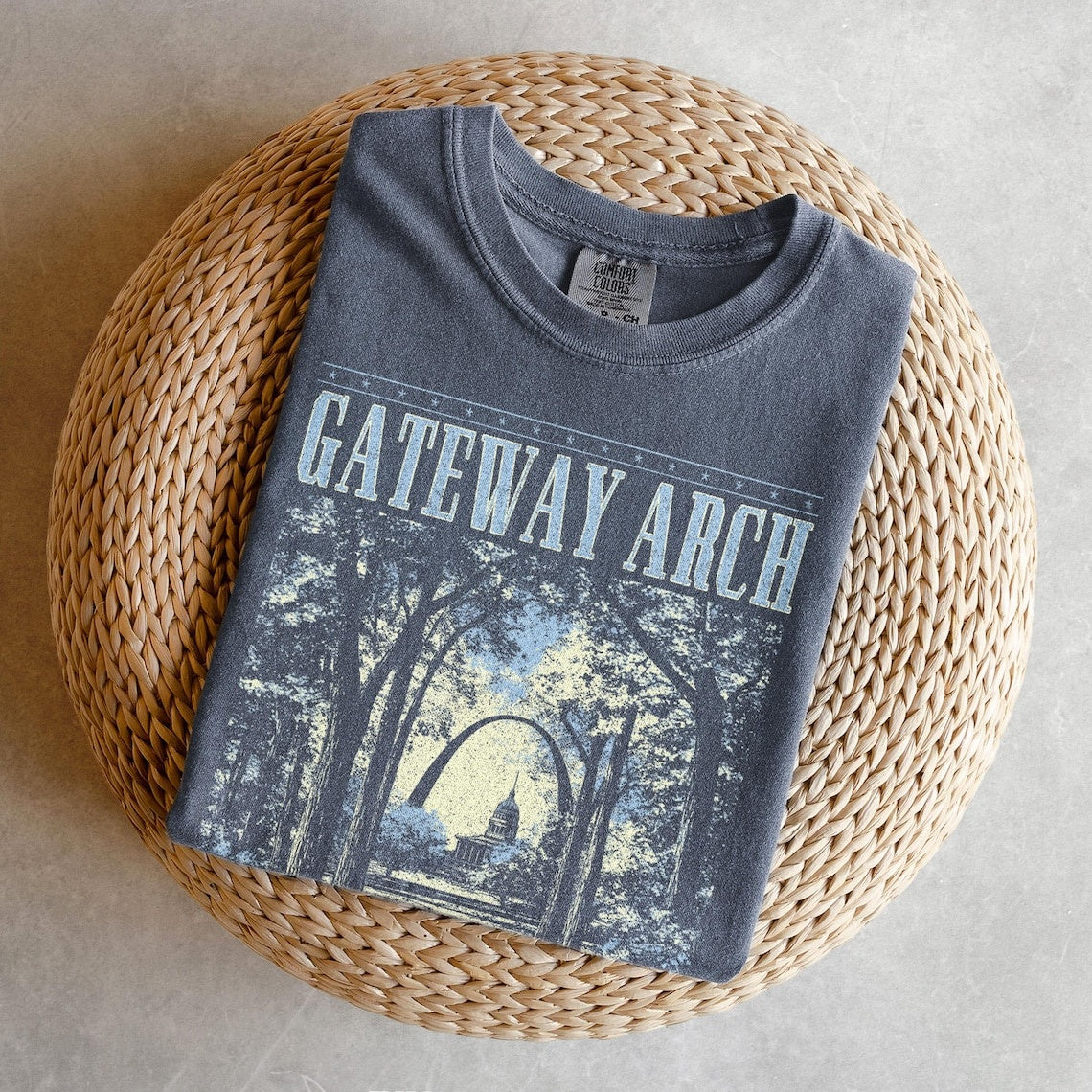 Gateway Arch Shirt, Oversized National Park Comfort Colors T-Shirt, Retro Missouri Tshirt, St. Louis Shirt, Midwest Gift, Nature Graphic Tee