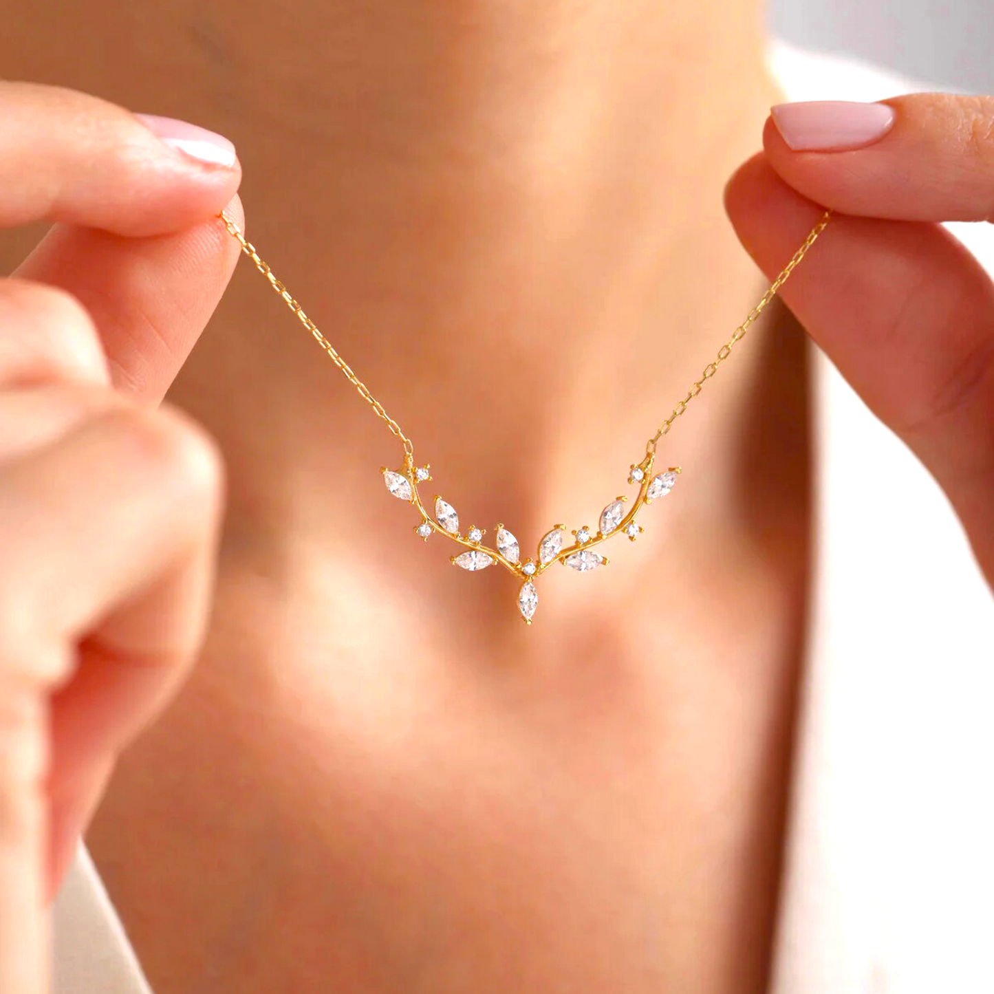 925 Sterling Silver Elegant Ivy Necklace