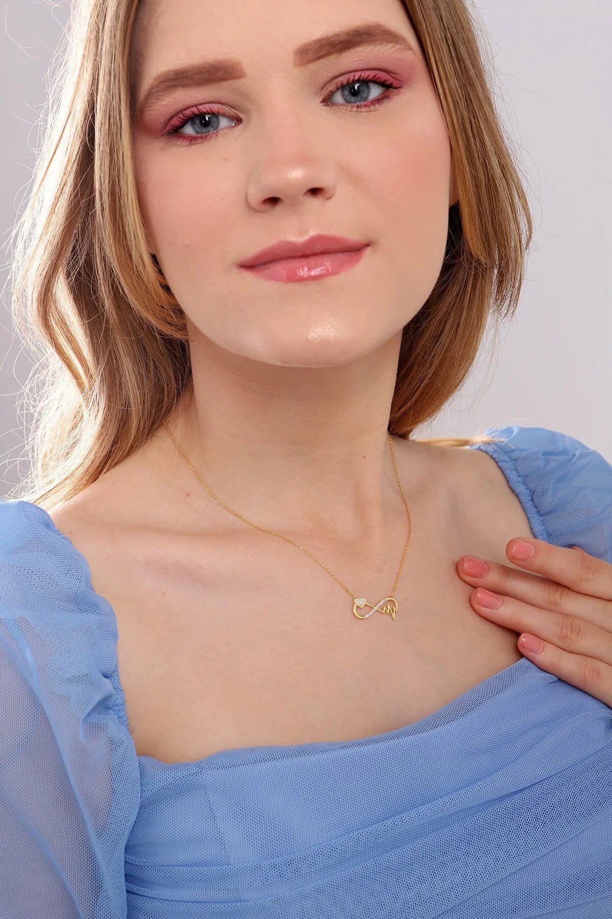 925 Sterling Silver Chain Infinity Heart Rhythm Necklace