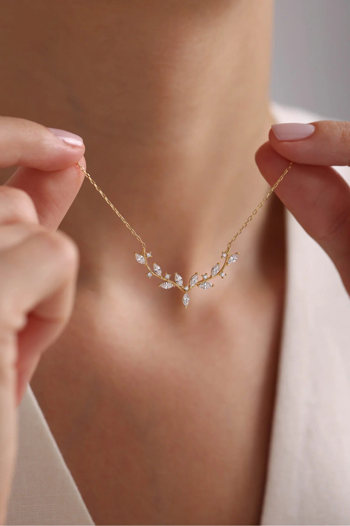 925 Sterling Silver Elegant Ivy Necklace