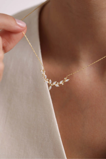 925 Sterling Silver Elegant Ivy Necklace