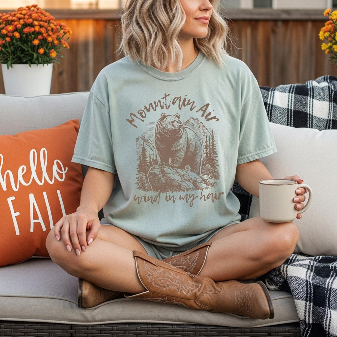 Grizzly Bear Shirt Camping Shirt ,Mountain Shirt ,National Park Tshirt Ski Shirt Bear Shirt ,Hiking Shirt, Granola Girl Clothes Forestcore Shirt