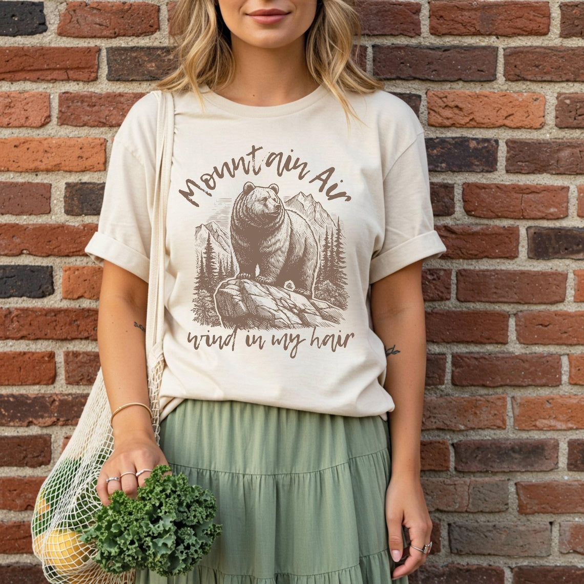 Grizzly Bear Shirt Camping Shirt ,Mountain Shirt ,National Park Tshirt Ski Shirt Bear Shirt ,Hiking Shirt, Granola Girl Clothes Forestcore Shirt