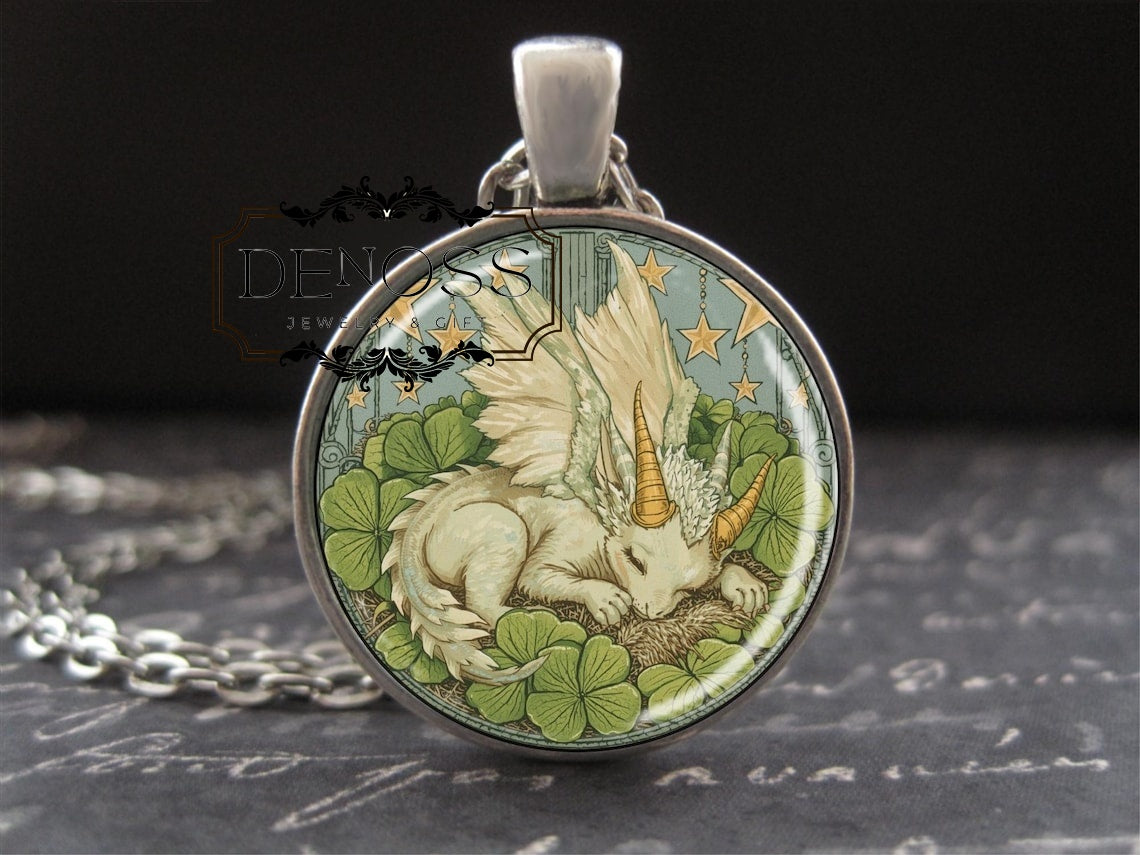 Luck Dragon Necklace Lucky Star Charm Four Leaf Clover Pendant Lucky Symbols Jewelry Sweet Vintage Art Aesthetic Large Round Silver & Glass