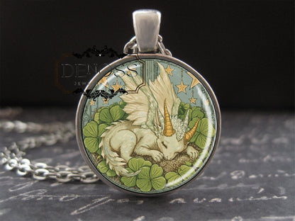 Luck Dragon Necklace Lucky Star Charm Four Leaf Clover Pendant Lucky Symbols Jewelry Sweet Vintage Art Aesthetic Large Round Silver & Glass