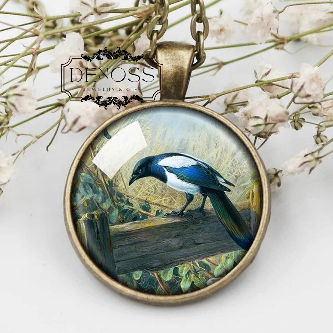 Magpie Necklace,Magpie Pendant,Magpie Spirit Animal,Magic of the Magpie Gift,Bird necklace,Bird jewellery,Songbird,Bird lover gift