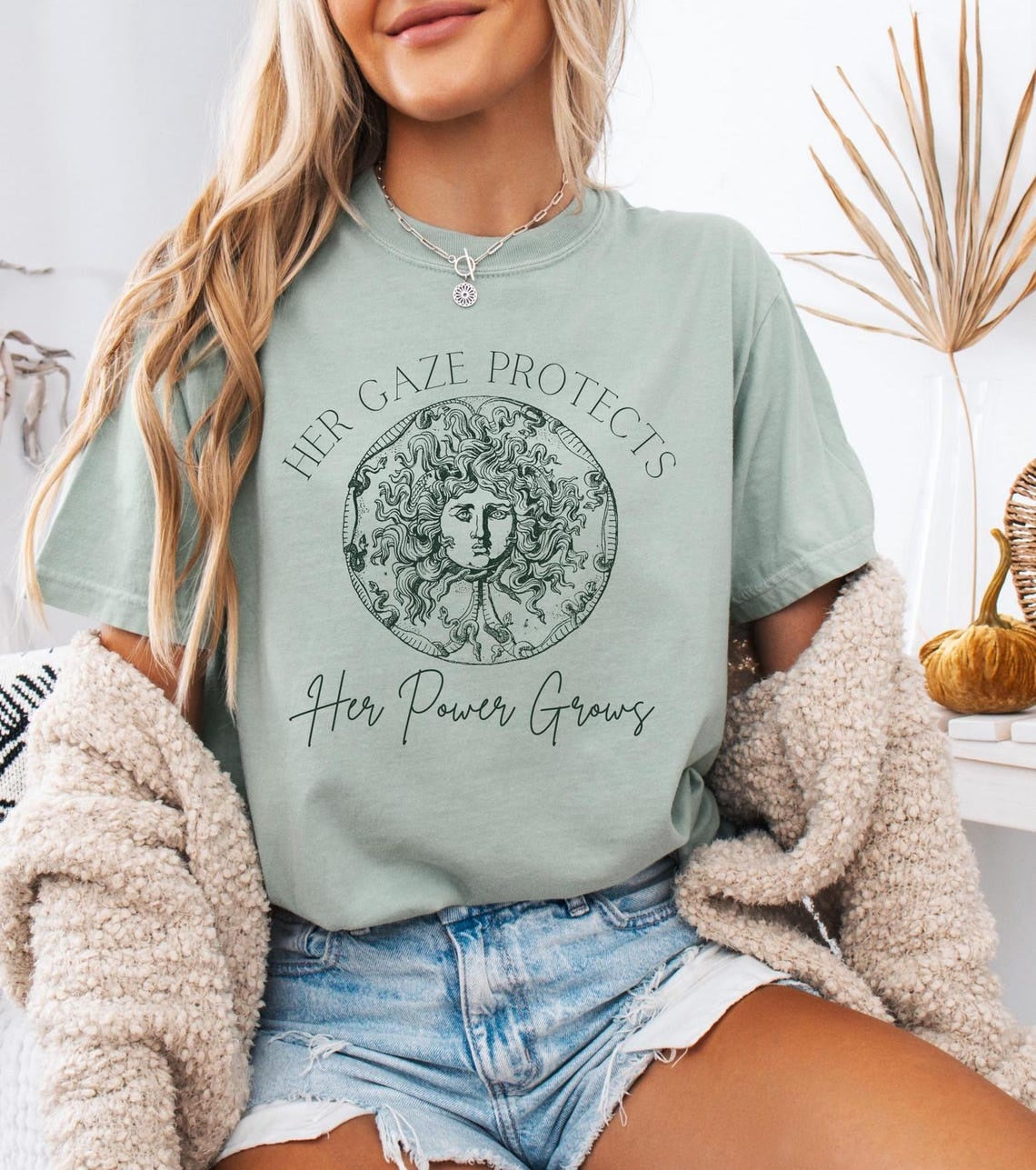Medusa Shirt ,Medusa Divine Feminine Whimsigoth Clothing ,Snake Shirt ,Medusa Snake Shirt ,Medusa Gift Medusa Tee ,Greek Goddess Shirt ,Greek Icon