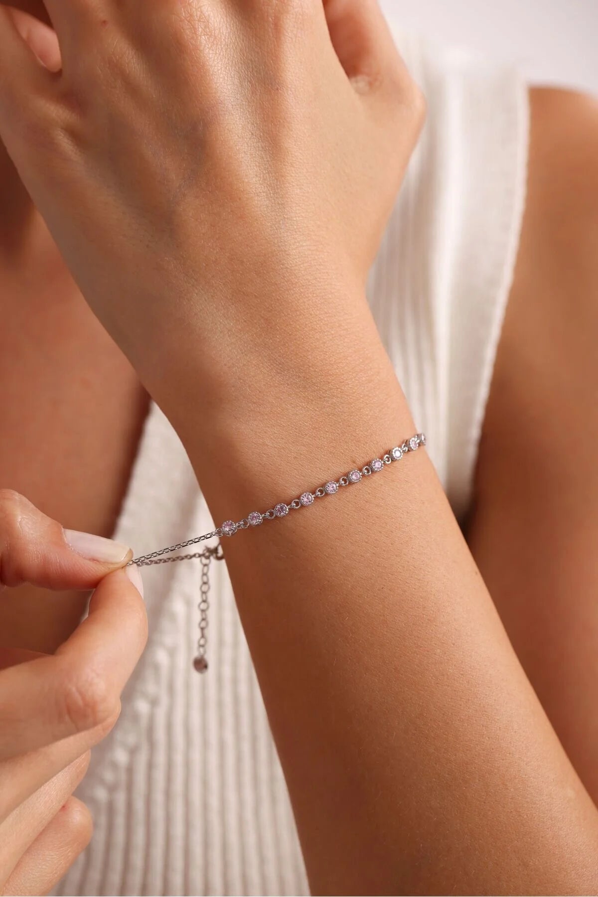 925 Sterling Silver Single Row Pink Bracelet