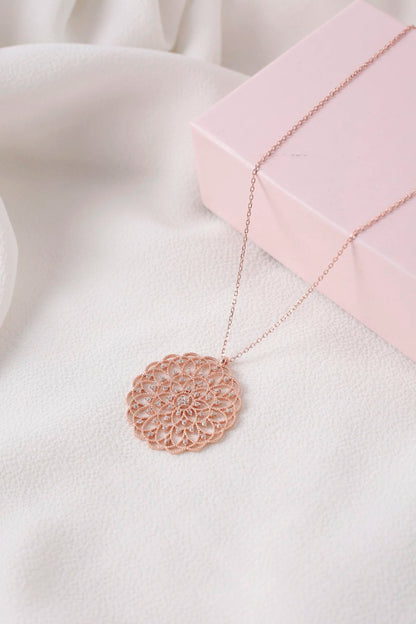 925 Sterling Silver Chain Life Flower Necklace