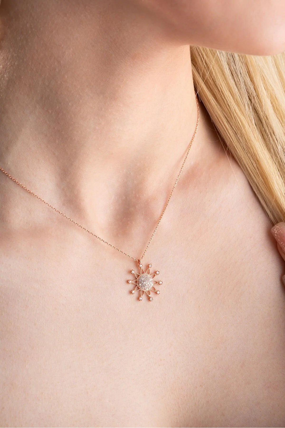 925 Sterling Silver Chain Sun Necklace