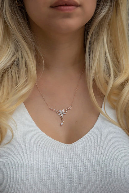 925 Sterling Silver Rosegold Ivy Star Detailed Necklace